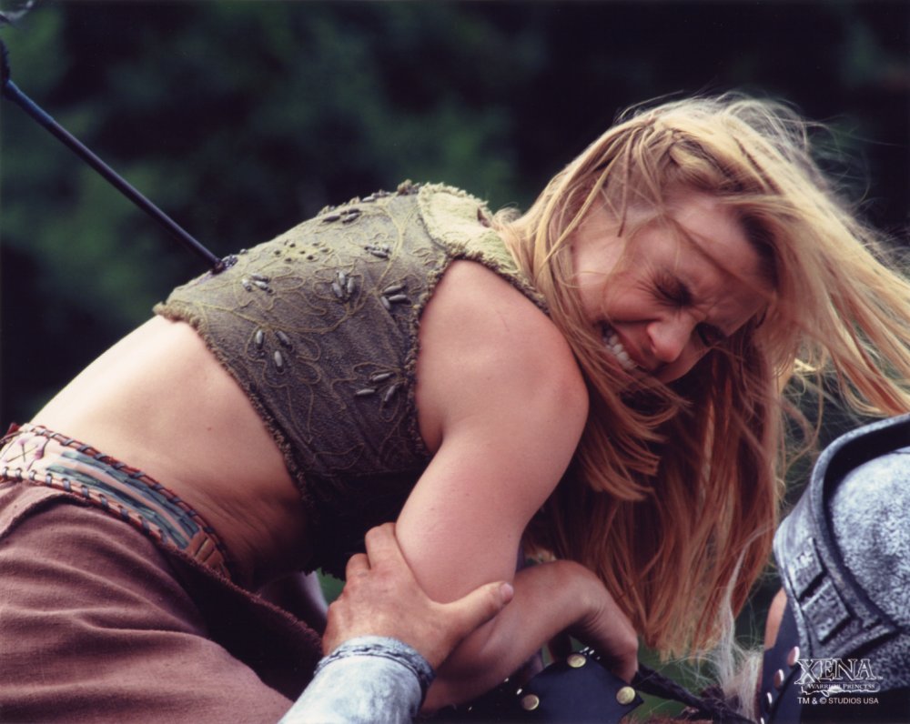 49 Renee O'connor Hot Pictures Will Get You All Sweating